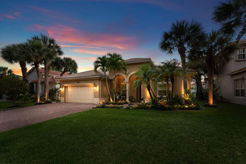 4 bedroom Single Family Residence at 1853 Palisades Drive, Palisades, West Palm Beach — photo 2