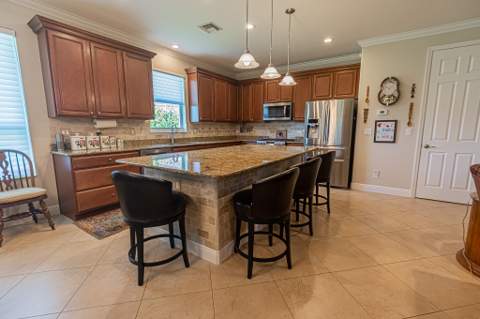 9612 SW Gum Tree Court, Port St. Lucie FL - photo 7 of 67