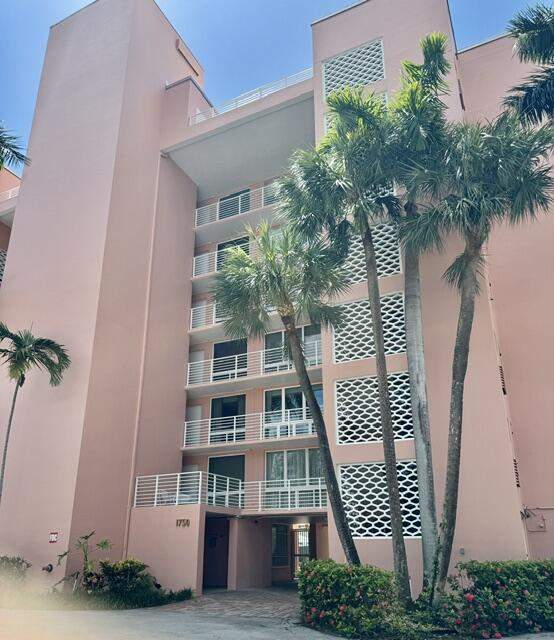 1 bedroom Stock Cooperative at 1750 E Las Olas Boulevard #502, Seventeen Fifty Las Olas Co-Op, Fort Lauderdale — photo 2