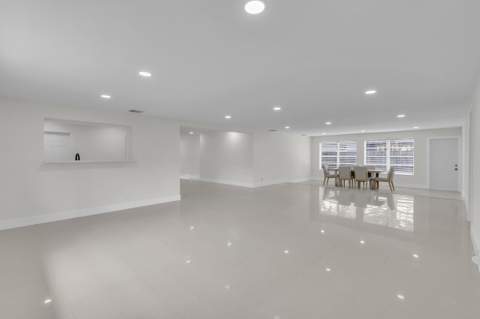 3262 Pierce Street, Hollywood FL - photo 19 of 23