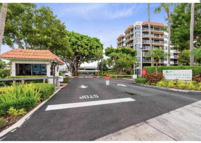 859 Jeffery Street #3030, Boca Raton 33487 home for sale