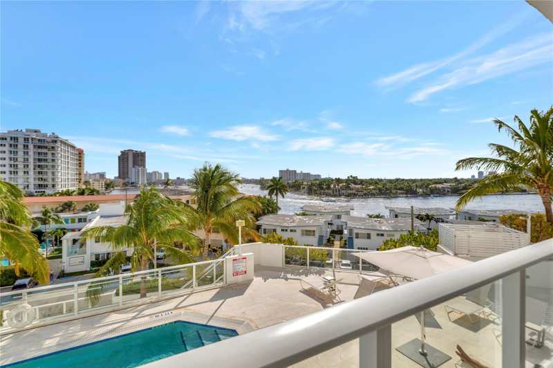 2 bedroom Condominium at 401 N Birch Road #504, Tiffany House Condo, Fort Lauderdale — photo 1