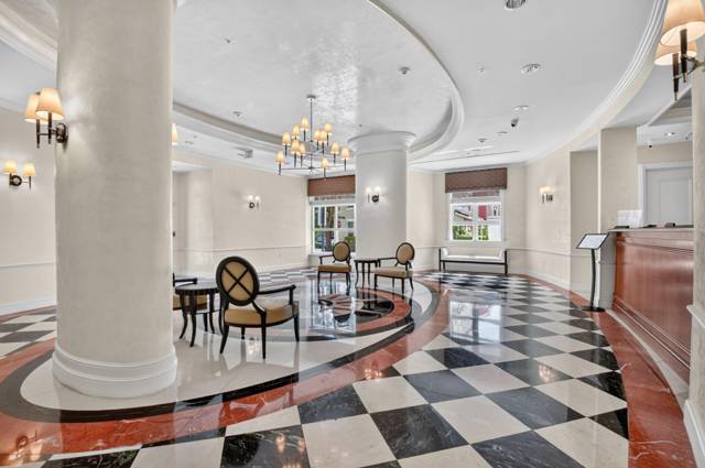 403 S Sapodilla Avenue #706