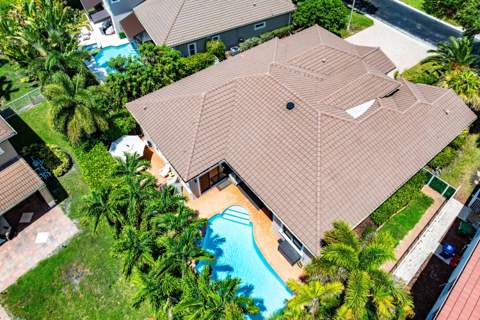876 NW 123rd Drive, Coral Springs FL - photo 6 of 47