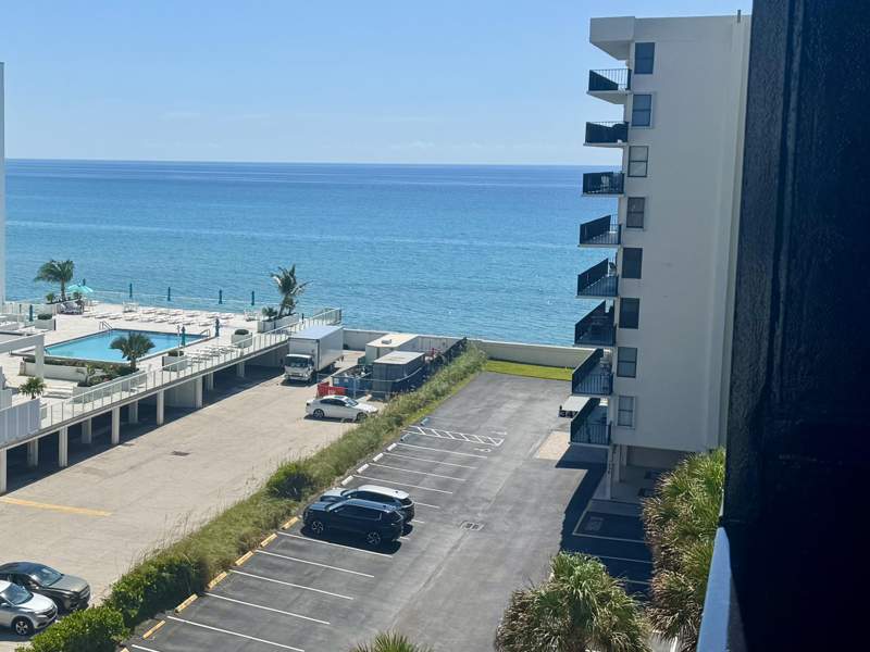 2 bedroom Condominium at 3460 S Ocean Boulevard #612, Claridges II Condo, Palm Beach — photo 5