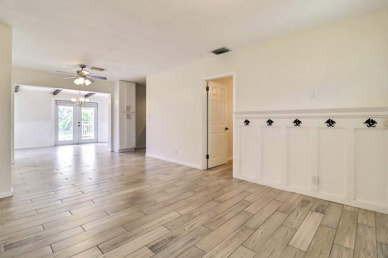 4 bedroom Single Family Residence at 337 Mid Pines Road, Palm Springs Village 2, Palm Springs — photo 5