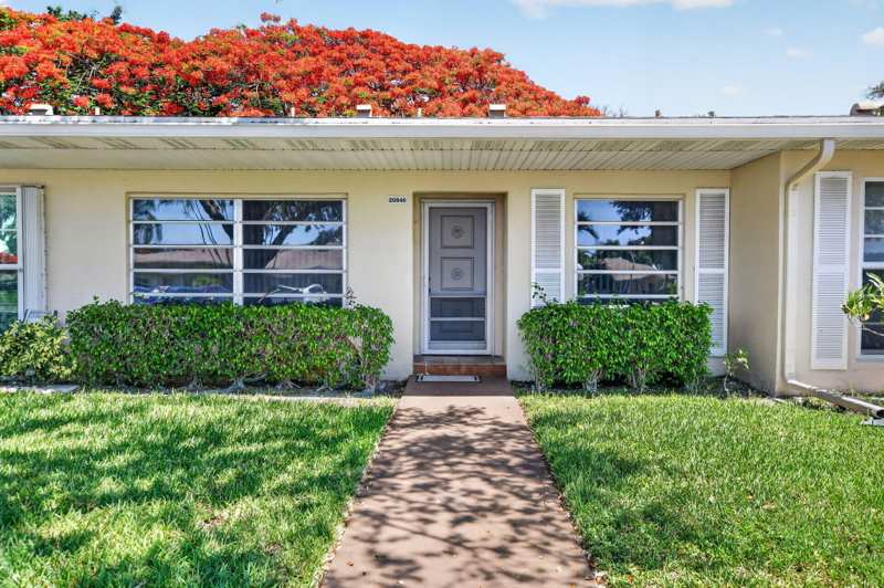 2 bedroom Villa at 20846 Vinesta Circle, Boca Lakes Condo, Boca Raton — photo 1