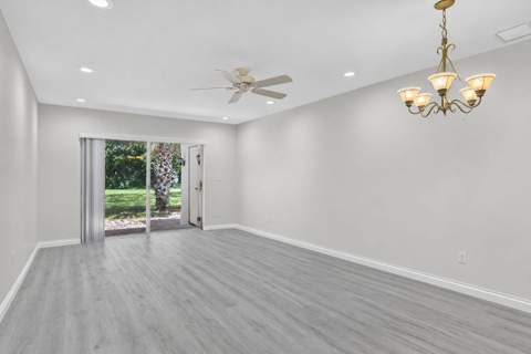 20846 Vinesta Circle, Boca Raton FL - photo 7 of 36