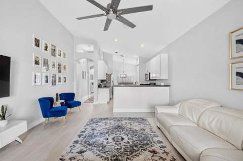 8049 Via Bolzano, Lake Worth FL - photo 19 of 68