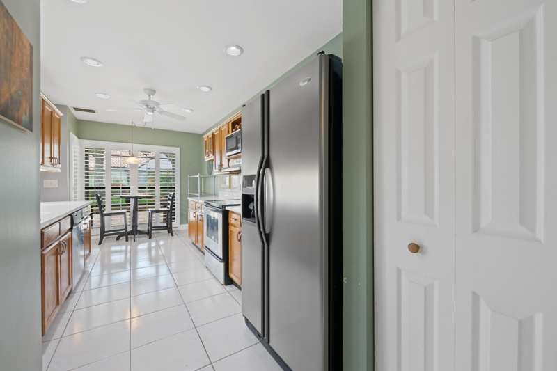 2 bedroom Villa at 3018 Lake Shore Drive, Lakes of Deer Creek, Deerfield Beach — photo 1