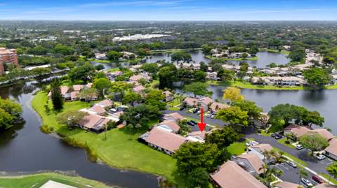 3018 Lake Shore Drive, Deerfield Beach FL - photo 6 of 36