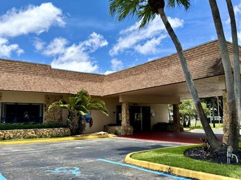 4930 E Sabal Palm Boulevard #107, Tamarac FL - photo 21 of 25