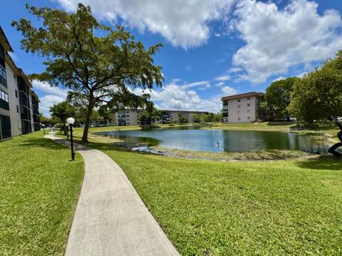 4930 E Sabal Palm Boulevard #107, Tamarac FL - photo 16 of 25