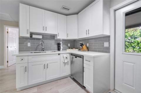 1634 NE 3rd Avenue, Delray Beach FL - photo 12 of 30