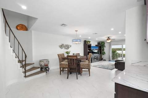 2408 Harbour Cove Drive, Fort Pierce FL - photo 24 of 90