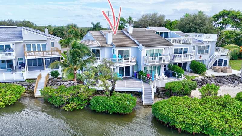 3 bedroom Townhouse at 2408 Harbour Cove Drive, Coral Cove Beach Section 1, Fort Pierce — photo 2