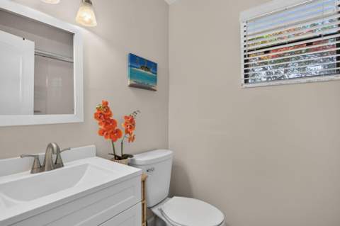 539 NW 36th Avenue, Deerfield Beach FL - photo 19 of 27