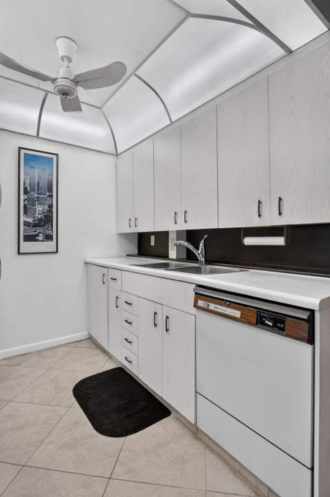 3090 Wolverton, Boca Raton FL - photo 9 of 41