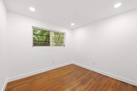 4796 SW 11th Court, Plantation FL - photo 6 of 11