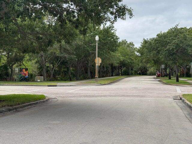 2 bedroom Townhouse at 2131 SE Destin Drive, East Lake Village No 2 — photo 3