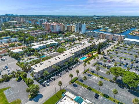 3200 NE 7th Court #202b, Pompano Beach FL - photo 8 of 9