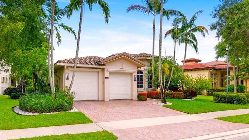 3 bedroom Single Family Residence at 8247 NW 107th Terrace, Heron Bay Northeast, Parkland — photo 1