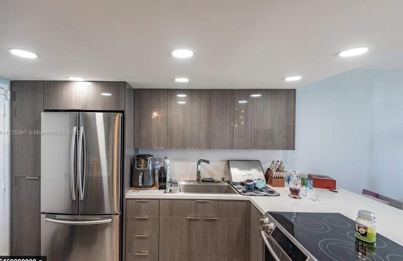 1 bedroom Condominium at 3180 S Ocean Drive #414, Parker Dorado Condo, Hallandale Beach — photo 3