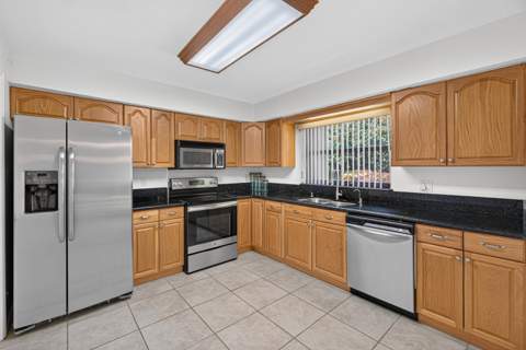 9925 Frangipani Tree Way #B, Boynton Beach FL - photo 14 of 29