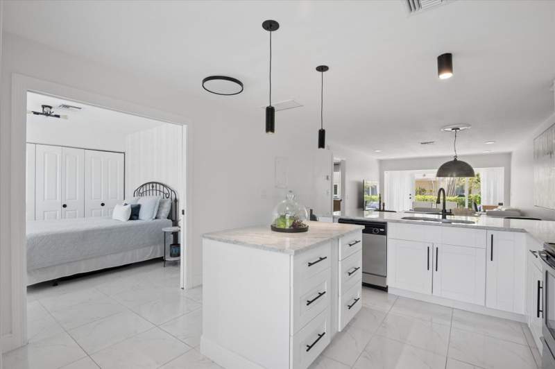 2 bedroom Condominium at 13725 Flora Place #C, Palm Greens At Villa Del Ray Cond Phase 1,2,2-A,2-, Delray Beach — photo 4
