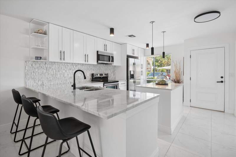 2 bedroom Condominium at 13725 Flora Place #C, Palm Greens At Villa Del Ray Cond Phase 1,2,2-A,2-, Delray Beach — photo 3
