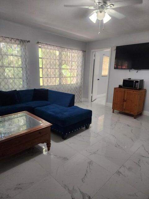Xx81 SW 16th Street, Fort Lauderdale FL - photo 10 of 14