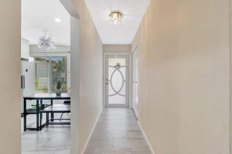 14882 Wildflower Lane, Delray Beach FL - photo 7 of 37