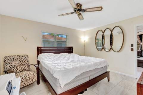 14882 Wildflower Lane, Delray Beach FL - photo 23 of 37