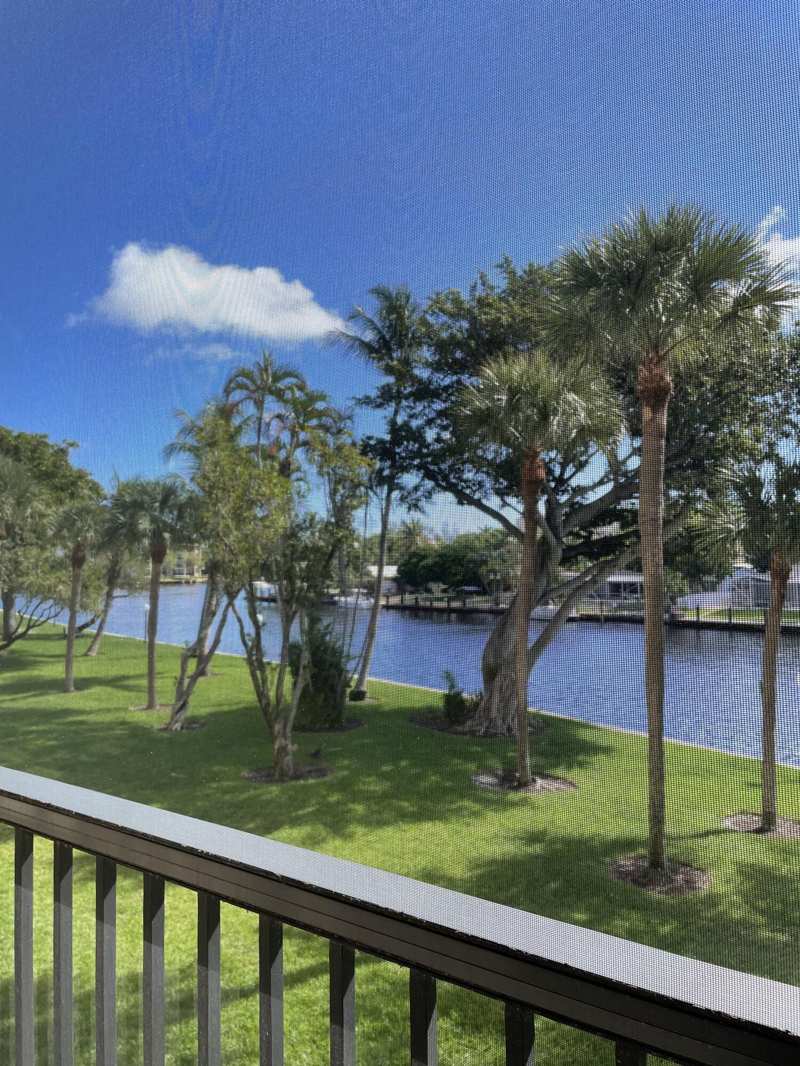 1 bedroom Condominium at 14 Royal Palm Way #204, Boca Bayou, Boca Raton — photo 1