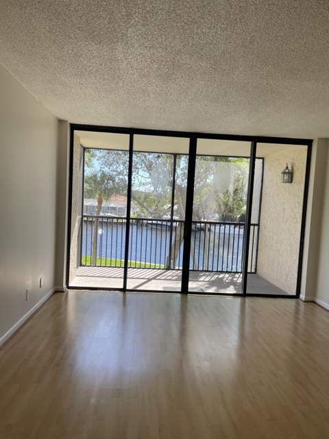 14 Royal Palm Way #204, Boca Raton FL - photo 6 of 17