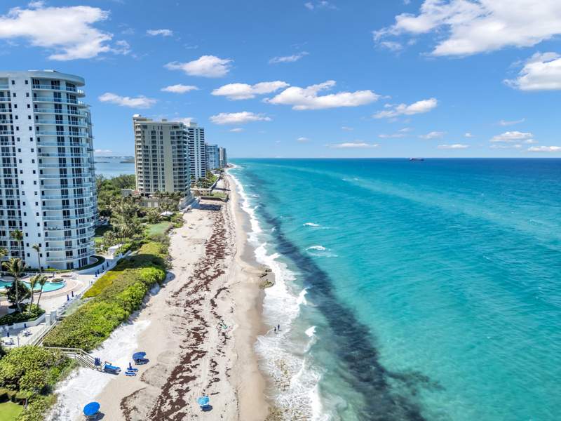 2 bedroom Condominium at 4100 N Ocean Drive #1101, Martinique 2 Condo, Riviera Beach — photo 5