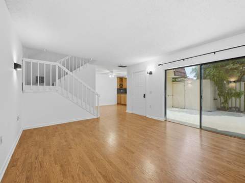 2213 22nd Lane, Palm Beach Gardens FL - photo 12 of 38