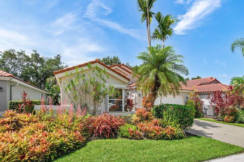 3 bedroom Single Family Residence at 9763 Harbour Lake Circle, Palm Isles, Boynton Beach — photo 2