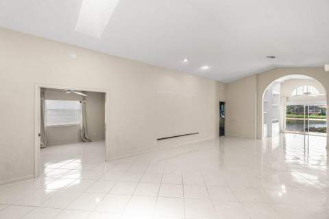 9763 Harbour Lake Circle, Boynton Beach FL - photo 10 of 64