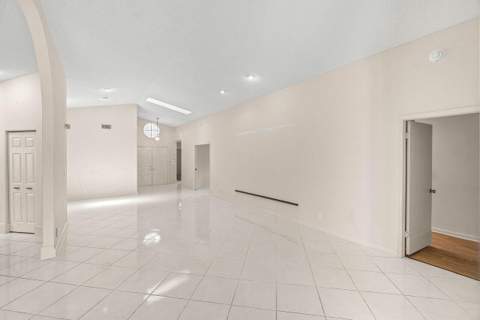 9763 Harbour Lake Circle, Boynton Beach FL - photo 11 of 64