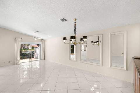9763 Harbour Lake Circle, Boynton Beach FL - photo 18 of 64