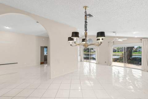 9763 Harbour Lake Circle, Boynton Beach FL - photo 19 of 64