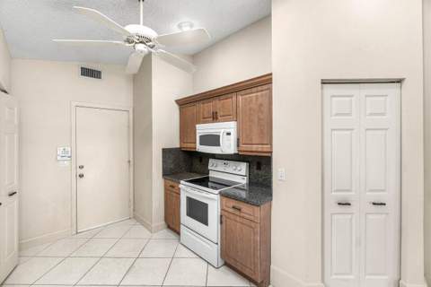 9763 Harbour Lake Circle, Boynton Beach FL - photo 22 of 64