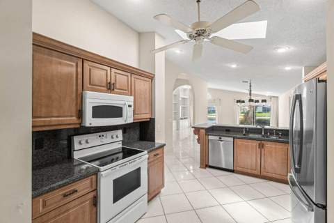 9763 Harbour Lake Circle, Boynton Beach FL - photo 24 of 64