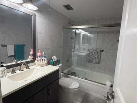 32 Abbey Lane #207, Delray Beach FL - photo 15 of 18