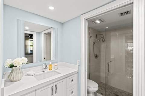 8104 Oakton Court #4b, Lake Clarke Shores FL - photo 10 of 25