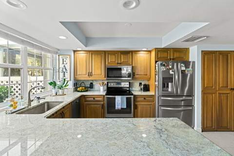 8104 Oakton Court #4b, Lake Clarke Shores FL - photo 6 of 25