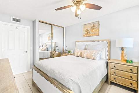 8104 Oakton Court #4b, Lake Clarke Shores FL - photo 13 of 25