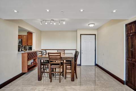 1350 SE 3rd Avenue #406, Dania Beach FL - photo 8 of 37