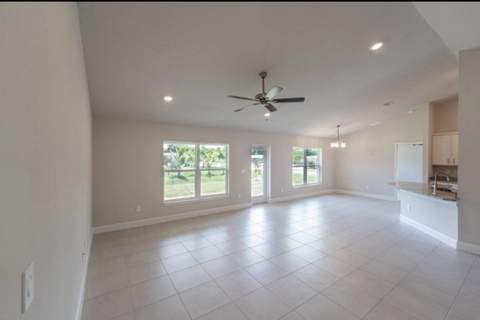 7903 Penny Lane, Fort Pierce FL - photo 9 of 29